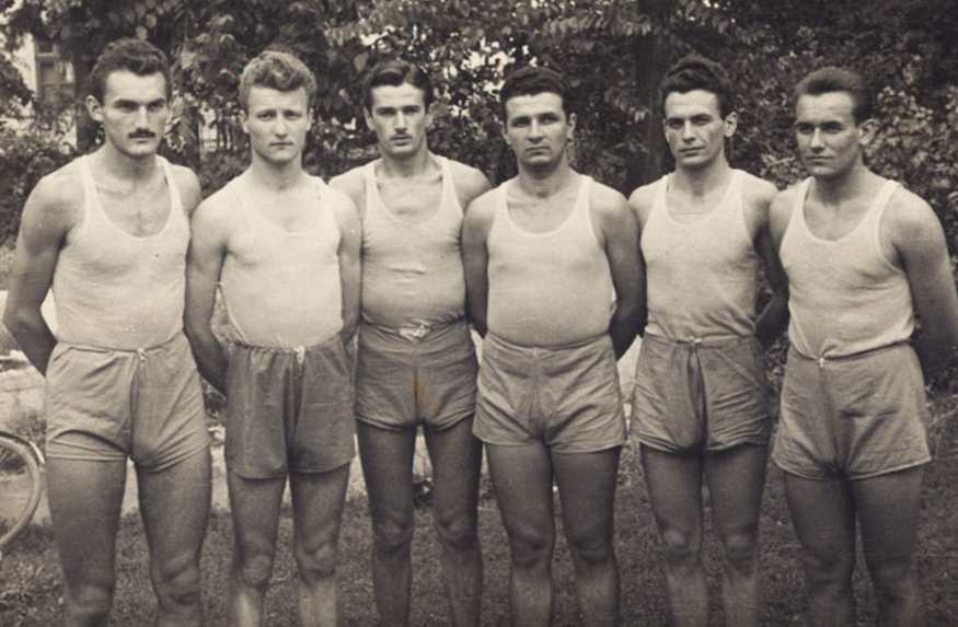 Košarkaši Spartak 1942